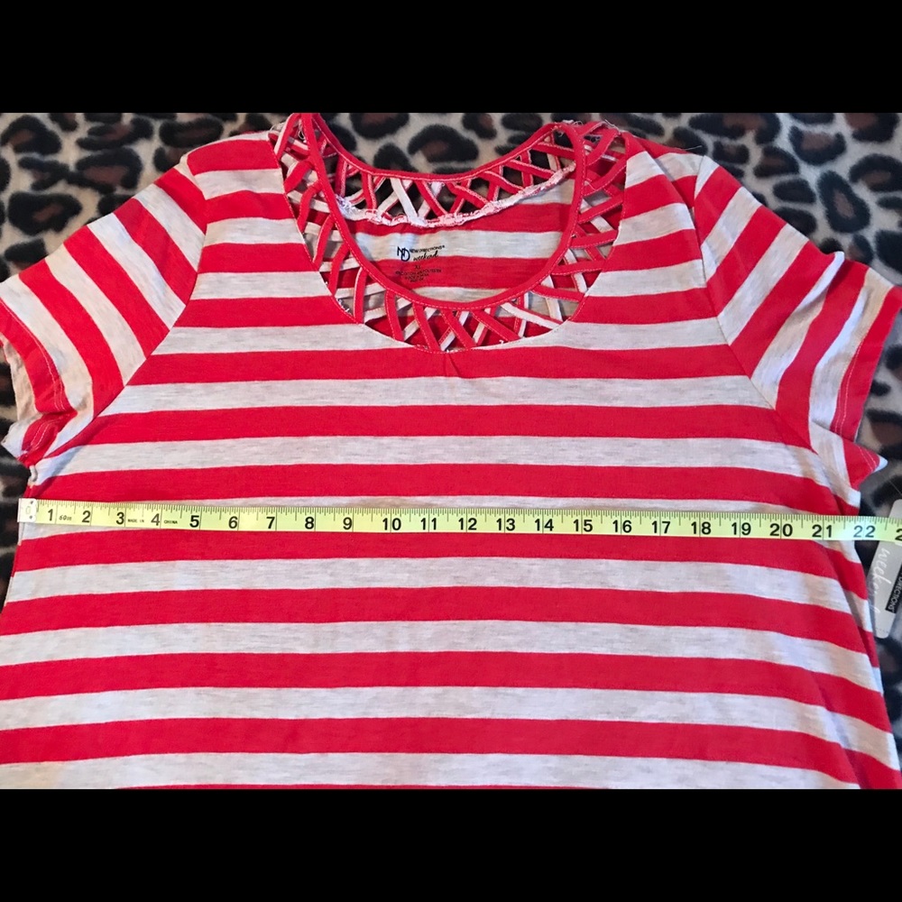NWT - knit shirt by New Directions/weekend - Picture 3 of 5